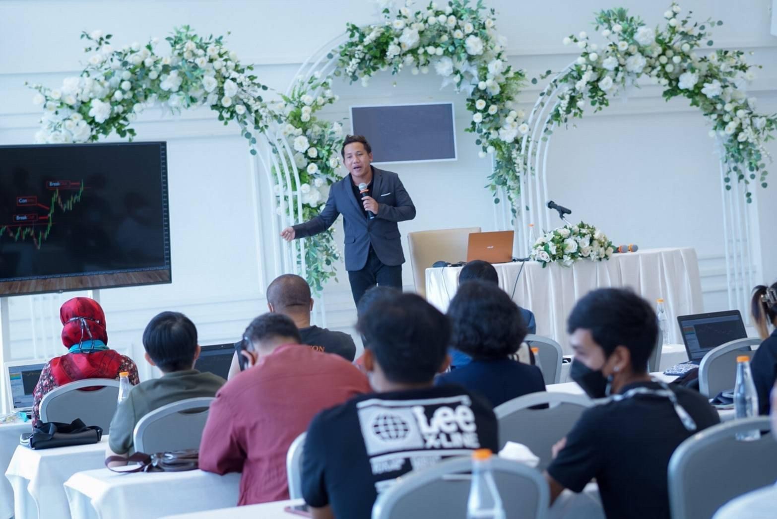 10 - https://fastlane-trading.com | Fastlane Academy สอนเทรด Forex ครบวงจร สถาบันสอนเทรดที่ให้ความรู้สำหรับผู้ที่ต้องการประสบความสำเร็จด้านการเทรดแบบมืออาชีพ